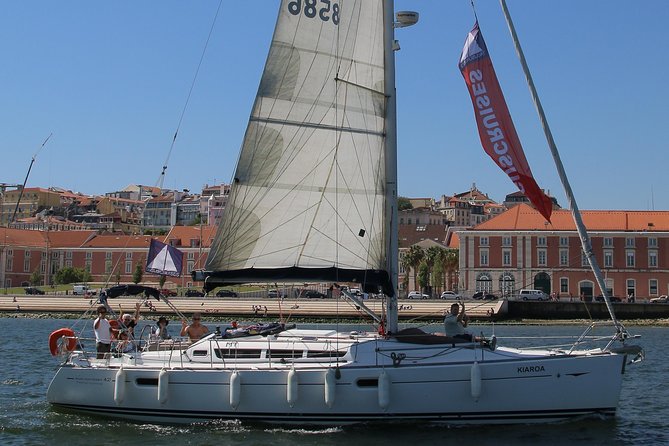 2 Hours Private Sailing Tour in Lisbon - What the private format changes