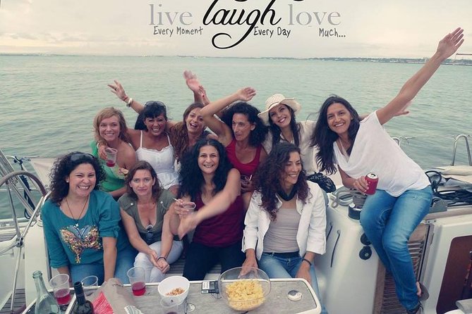 2 Hours Private Sailing Tour in Lisbon - Under the 25th of April Bridge