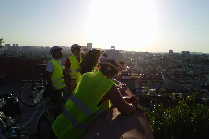 3-Hour Lisbon 7 Hills Electric Bike Tour - Graça and the city spread below