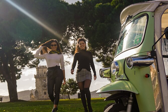 3 Hour Lisbon Private Guided Tour via Tuk Tuk - Guides who shape the experience