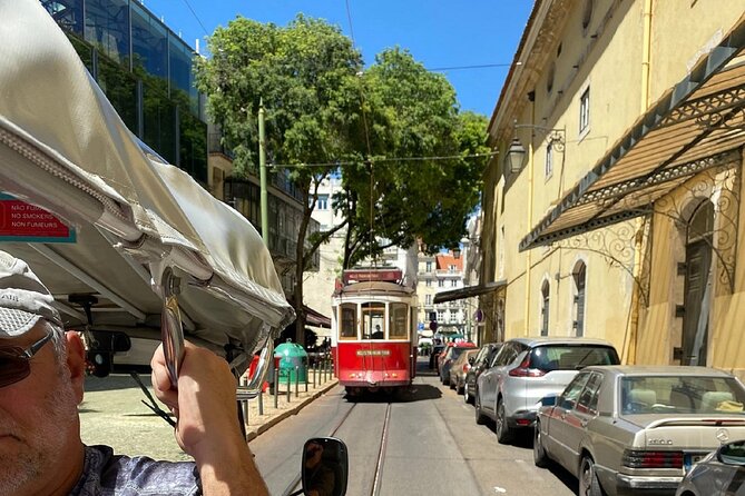 3 Hours Private Lisbon Food Tuk Tour - Praça da Figueira and Lisbon’s market past