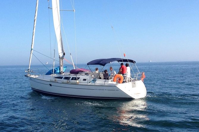 4 Hours Private Sailing Trip to Oeiras Beach - Leaving Lisbon from Doca do Bom Sucesso