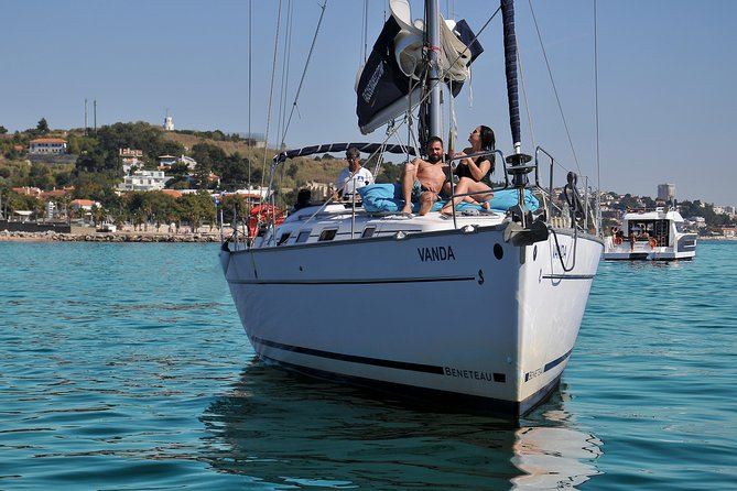 4 Hours Private Sailing Trip to Oeiras Beach - A private boat can be better value than it looks