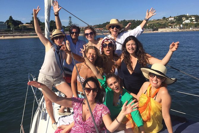 4 Hours Private Sailing Trip to Oeiras Beach - Practical planning for your day
