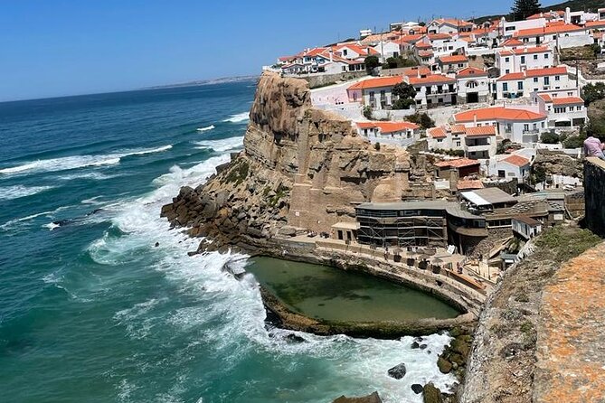 4x4 Tours in Portuguese Classic Jeeps (UMM) around Sintra - Azenhas do Mar, the Santorini of Portugal