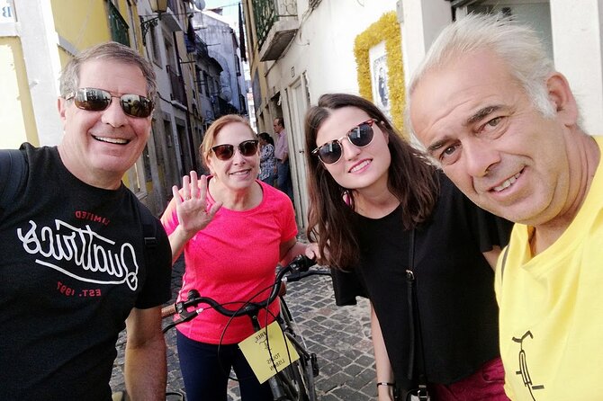 7 Hills and 14 Viewpoints - Lisbon E-Bike Tour - Around São Jorge Castle and Mouraria