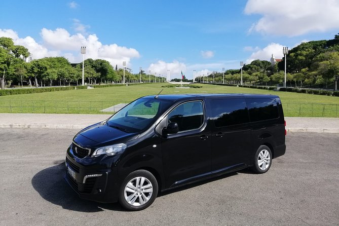Airport Private Transfer to/from Lisbon - A calm first hour after landing at Lisbon Airport