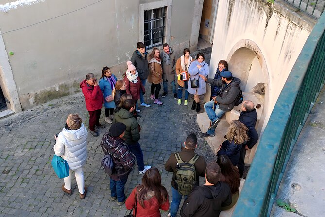 Alfama Tour in Lisbon Old Town - Starting at Casa dos Bicos