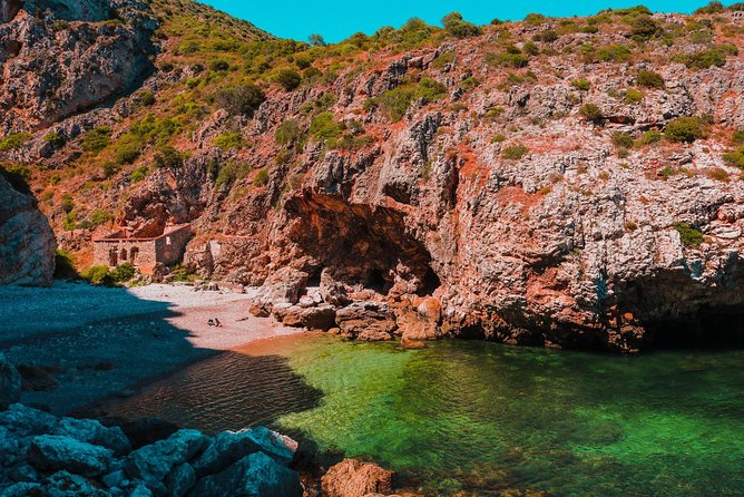 Arrábida Secret Beaches and Caves with Snorkeling Stop - Leaving Sesimbra for Arrábida’s rocky coast