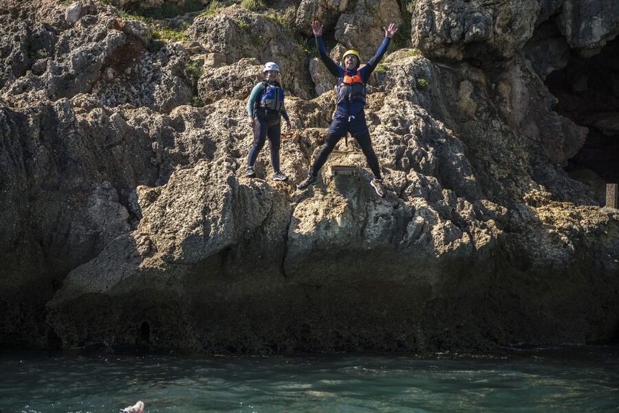 Arrábida: Setubal, Sesimbra Coasteering & Speedboat Tour - The speedboat ride to the starting point