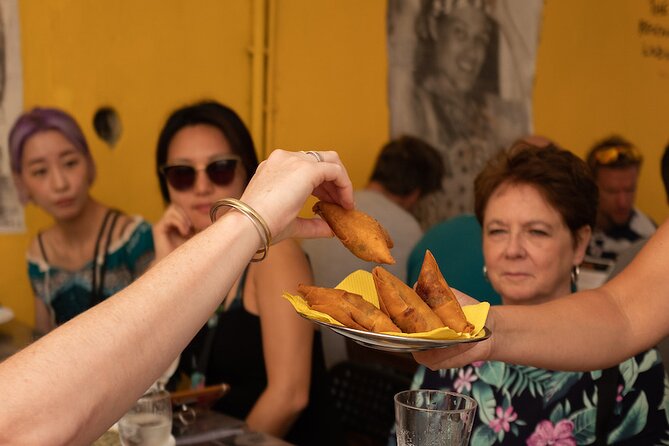 Award-Winning Original Lisbon Food Wine Tour: 19 Curated Tastings - Why this Lisbon food tour works as a first-day introduction