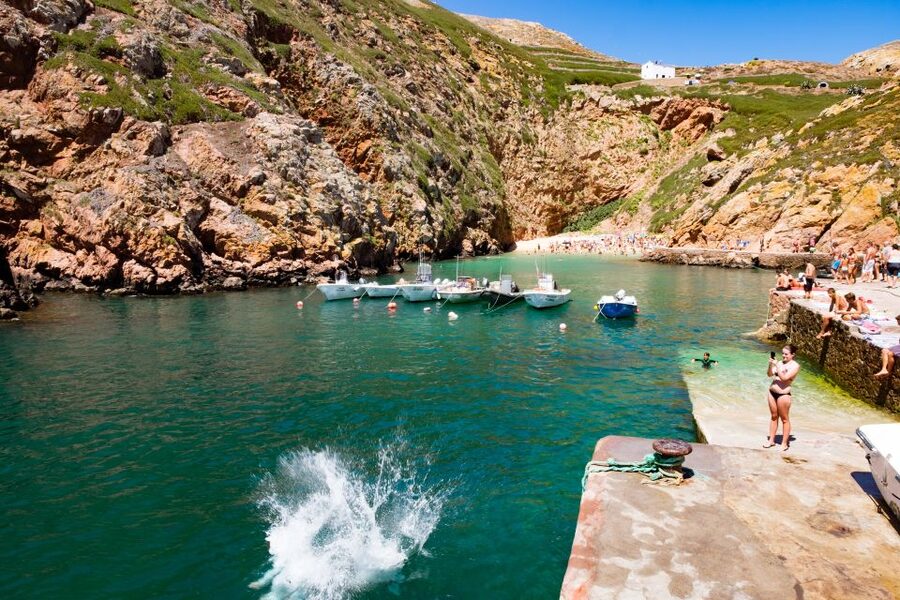 Berlengas The Atlantic Frontier: Day Tour from Lisbon - What the guides add to the day