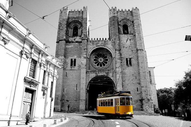 Best of Lisbon City Highlights Private Tour - Belém’s monuments and the famous custard tart stop
