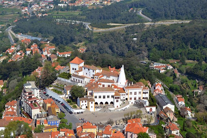 Bestseller Private Tour Sintra-Cascais with Hotel pick up - Praia das Maçãs: let lunch slow the day down