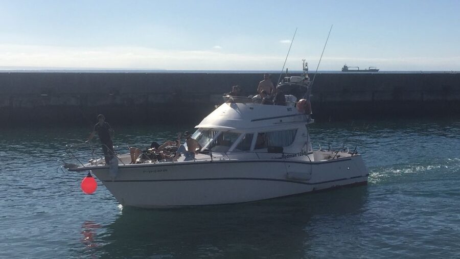 Cascais Deep-Sea Fishing Trip - Learning the ropes from Ricardo, Antonio, and the crew