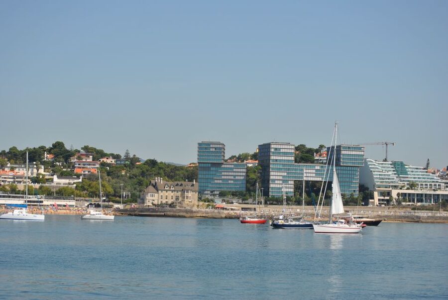 Cascais: Sailing Tour with Drink - Should you book the Cascais sailing tour?