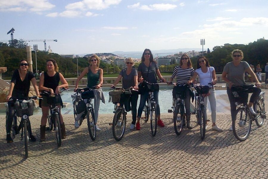 Central Lisbon 3-Hour Guided E-Bike Tour - What the guides add to the ride