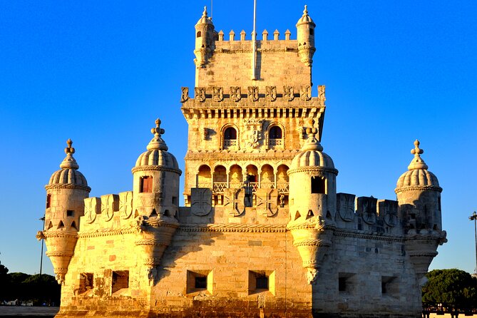 Daytime/Lisbon Sunset Boat with history and wine (small group) - Seven river views, not seven formal stops