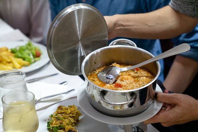Devour Lisbon Bairro Alto Evening Food & Wine Tour - Faz Frio and the first taste of Lisbon