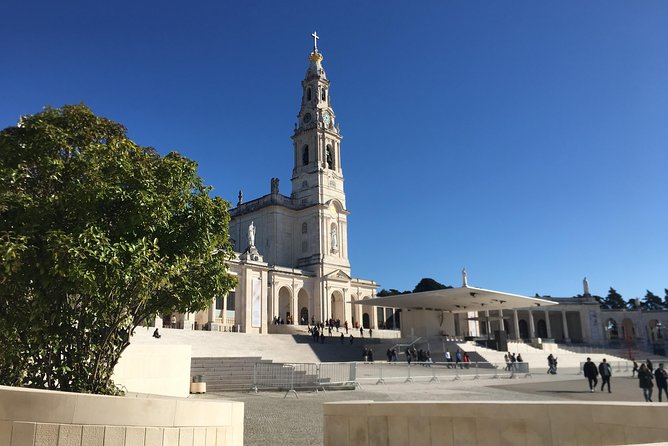 Divine Fátima Full Day Private Tour from Lisbon - The Chapel of Apparitions and the main sanctuary