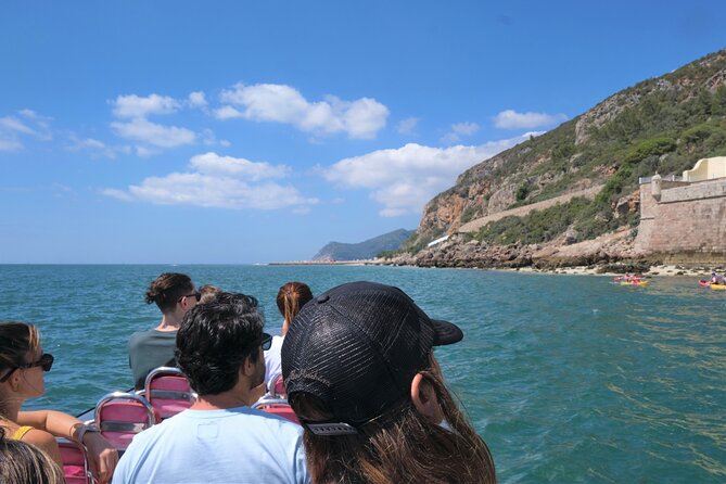 Dolphin watching in Setúbal - What the small boat feels like