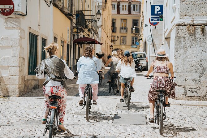 E-bike Tour Lisbon Essential - Jardim do Torel, the quiet final viewpoint