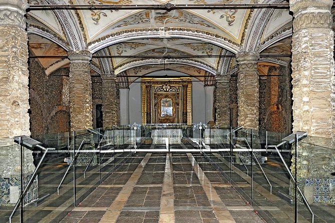 Évora Wine & Heritage Tour from Lisbon - Church of St. Francis and the Chapel of Bones
