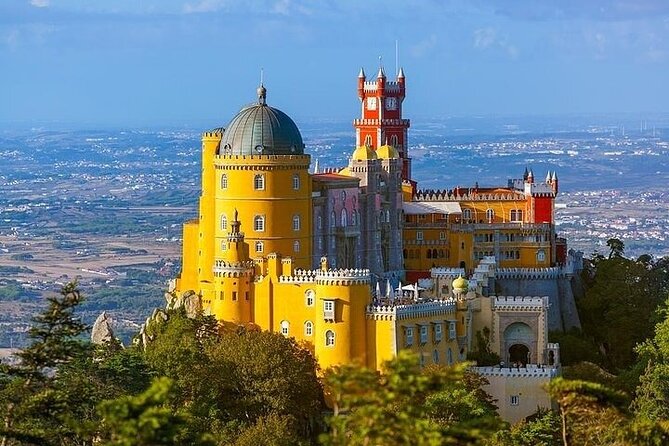 Exclusive Private Tour to Sintra, Pena Palace & Cascais - An early Lisbon pickup protects your palace visit