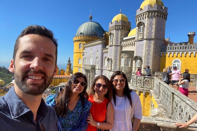 Exclusive Private Tour to Sintra, Pena Palace & Cascais - Cascais: a relaxed finish by the water