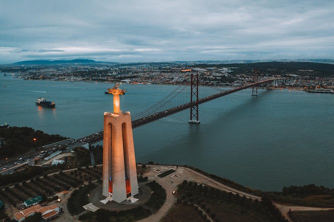 Explore Lisbon City on a private half-day tour in a van - Jerónimos Church and Portugal’s sea voyages