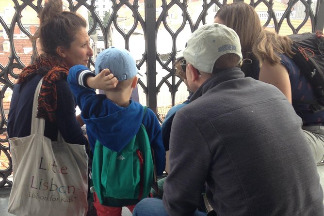 Family Tour: Essential Lisbon - Ending at Praça do Comércio