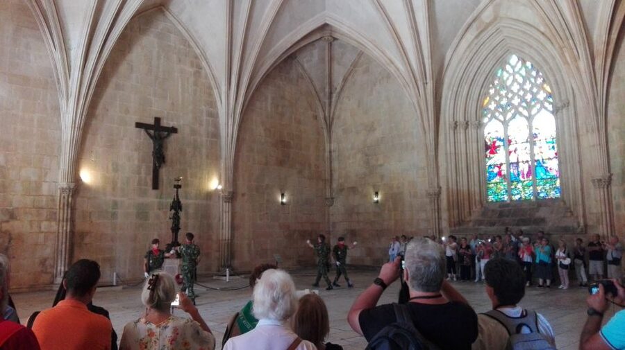 Fátima, Batalha, Alcobaça, Nazaré and Óbidos Private Tour - Why this route works from Lisbon
