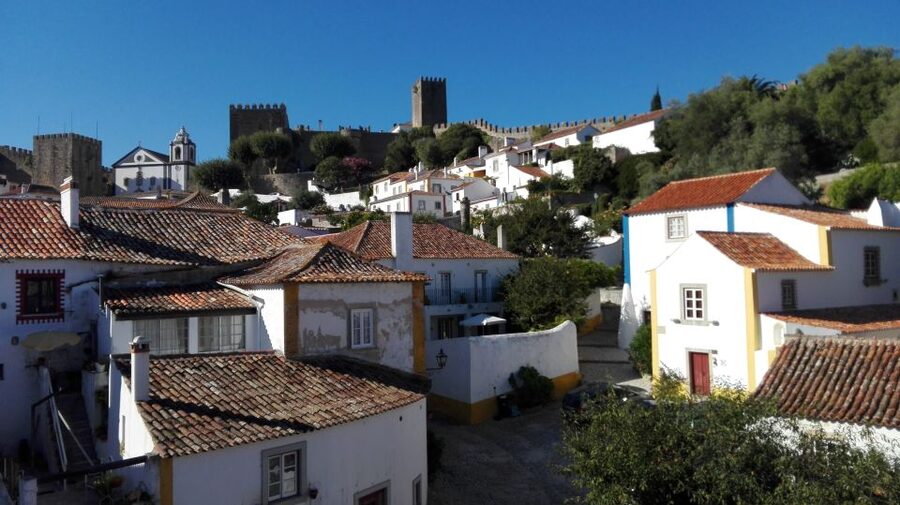 Fátima, Batalha, Alcobaça, Nazaré and Óbidos Private Tour - Valter’s guiding style and the private advantage