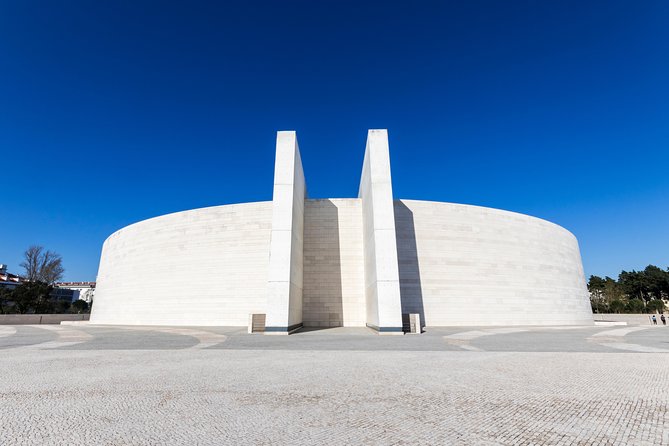 Fátima Half Day Private Tour Lisbon w/ Optional Candle Procession - Fátima Wax Museum and the story behind the shrine