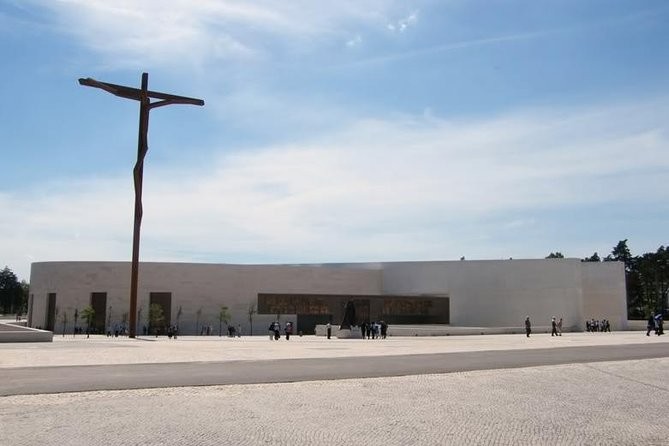 Fatima Private Personalized Half Day Experience from Lisbon - Who should book this Fatima experience?