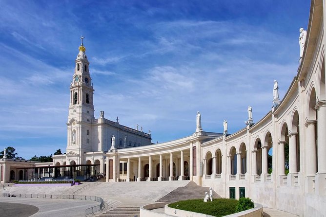 Fatima Private Personalized Half Day Experience from Lisbon - Basilica de Nossa Senhora do Rosario de Fatima