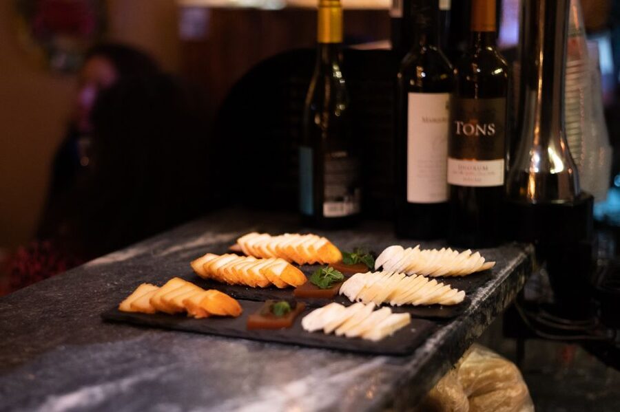 Food Tour: Portuguese wine & Tapas with Ginjinha Tasting - Vegetarian and food restriction advice