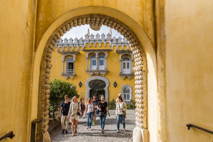 From Lisbon: Best of Sintra and Cascais Guided Day Tour - Hotel pickup and the drive into Sintra