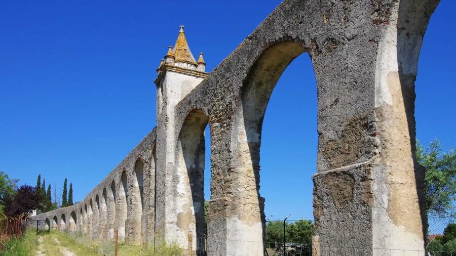 From Lisbon: Évora and Monsaraz Day Tour with Wine Tasting - Should you book it?