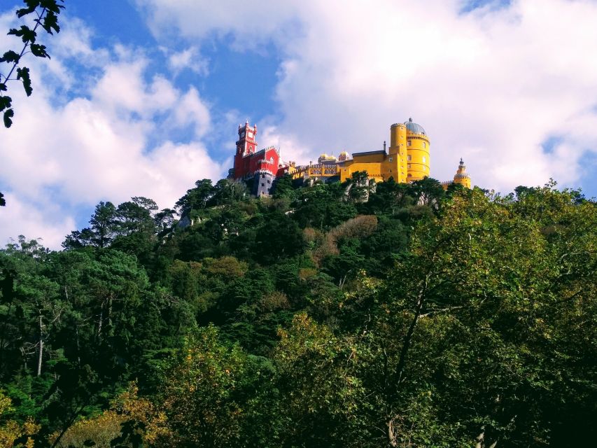 From Lisbon: Fátima and Sintra Private Tour - Valinhos, Where the Fátima Story Feels Personal