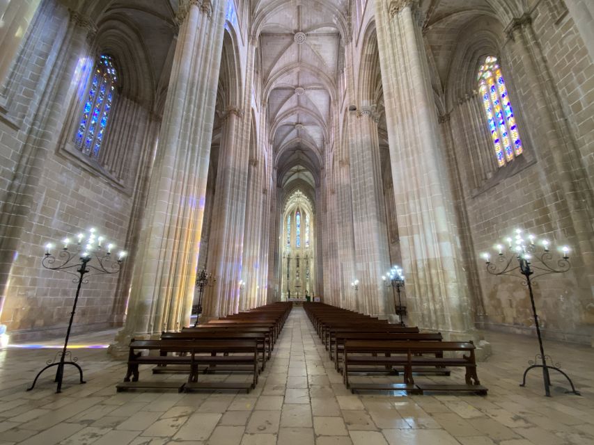 From Lisbon: Fátima, Batalha, Nazaré, and Obidos Tour by Van - How to prepare for a rain-or-shine day
