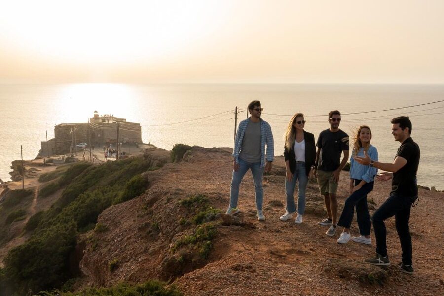 From Lisbon: Fátima, Nazaré and Sintra Guided Tour - Who should book this day trip?