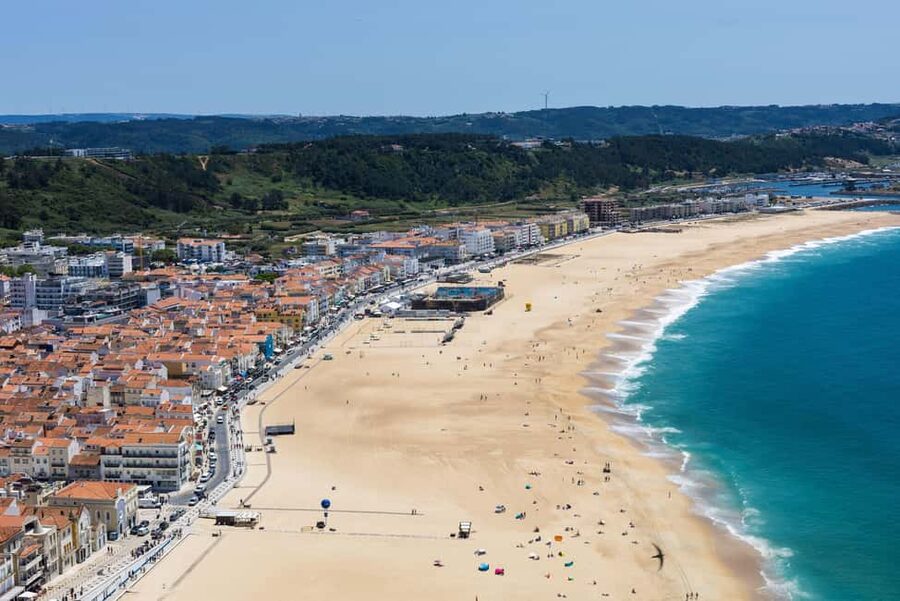 From Lisbon: Fátima, Nazaré & Sintra – 3 Cities Guided Tour - Who should book this day trip