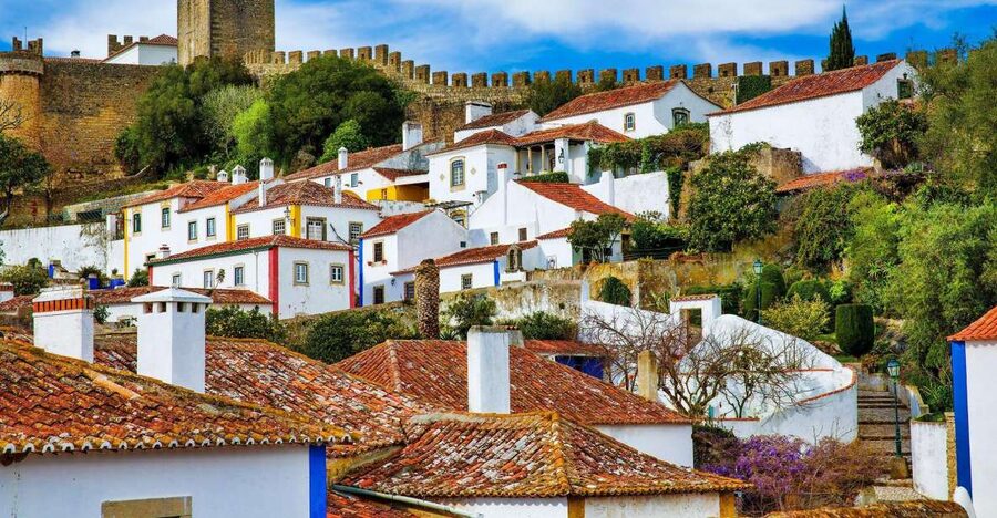 From Lisbon: Fátima, Óbidos Medieval, Nazaré Atlantic Coast - Who will get the most from this day trip