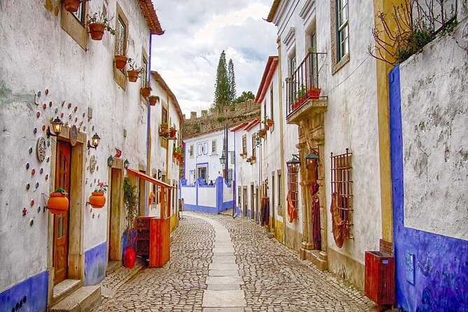 From Lisbon : Óbidos & Nazaré Giant Waves, Ginja & Small Group - Why Óbidos makes a fine first stop