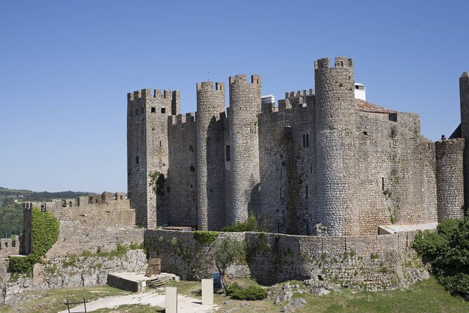 From Lisbon : Óbidos & Nazaré Giant Waves, Ginja & Small Group - Who will enjoy this day trip most