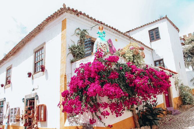 From Lisbon : Óbidos & Nazaré Giant Waves, Ginja & Small Group - Nazaré brings the sea into focus