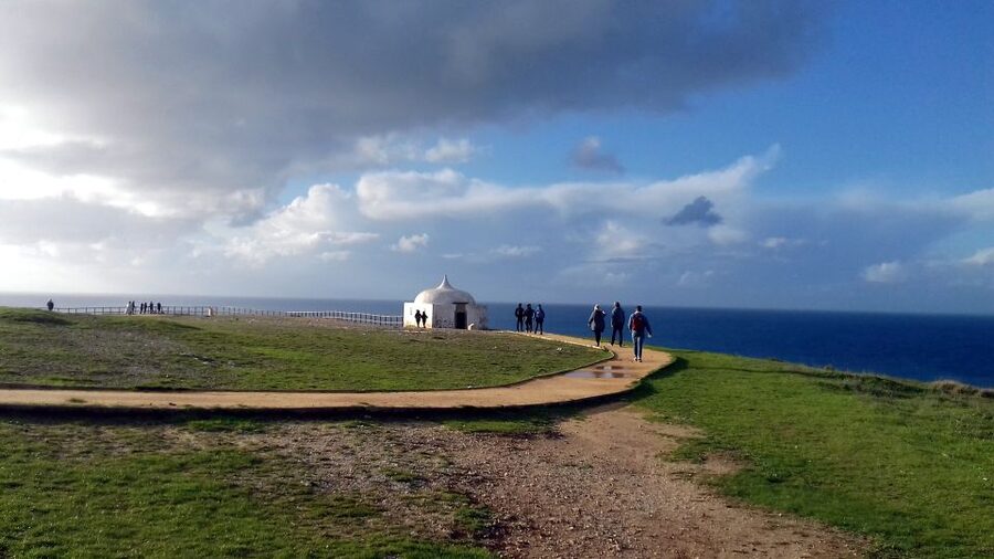 From Lisbon or Sesimbra: 4x4 Tour to Cape Espichel - Stories, customs, and the human side of the trip