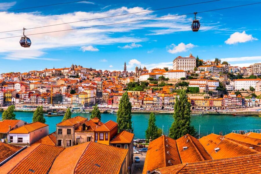 From Lisbon: Private Transfer to Porto with City Stops - Why this transfer can be a smart Portugal travel day