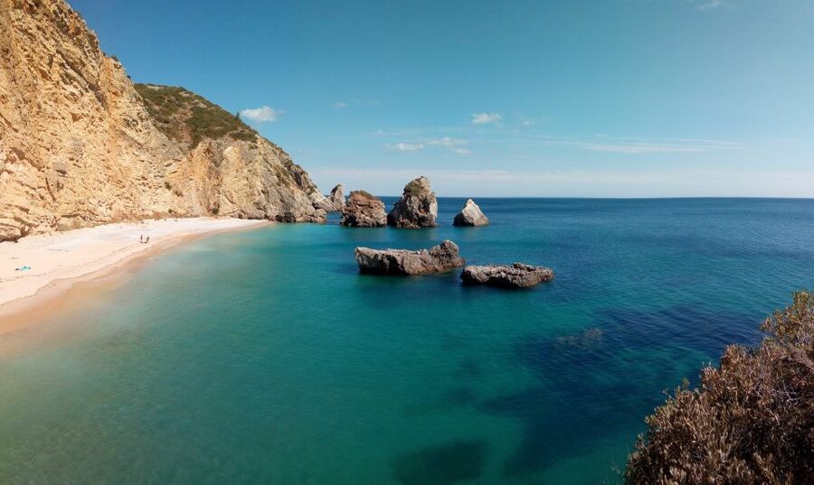 From Lisbon: Sesimbra Wild Beach Tour - Returning through Almada to Cristo Rei